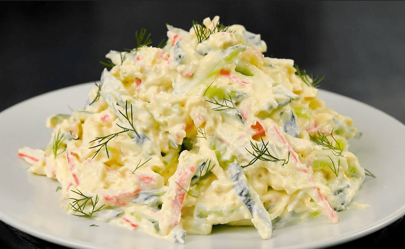 салат з крабовими паличками