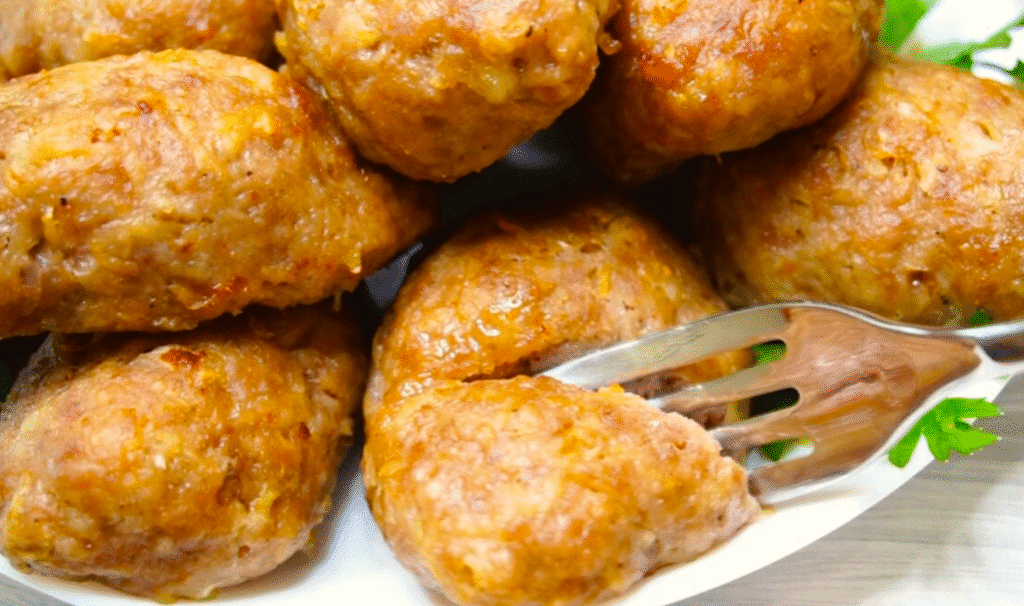 Як приготувати смачні Котлети без смаження – простий рецепт для лінивих