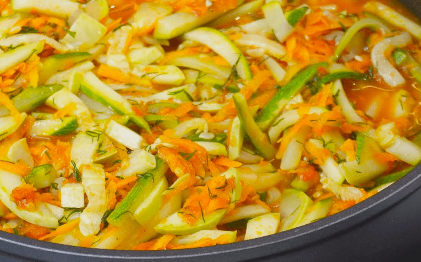 Готую відразу багато, ставлю в холодильник, дістаю колись потрібно, як гарнір або закуску