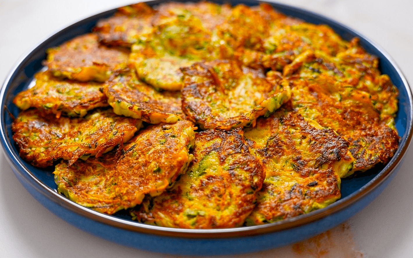 Навіть ті, хто не любить кабачки, тепер полюбить їх! Оладки "На мільйон"!