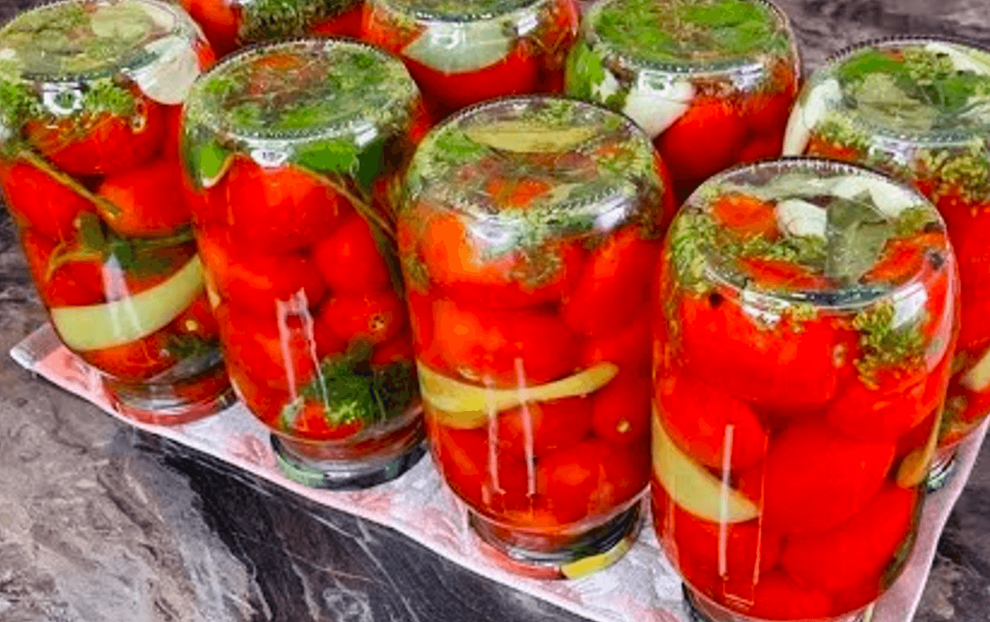 Пальчики оближеш! Помідори На зиму! З'їдаються моментально! Взимку пошкодувала, що мало закрила!