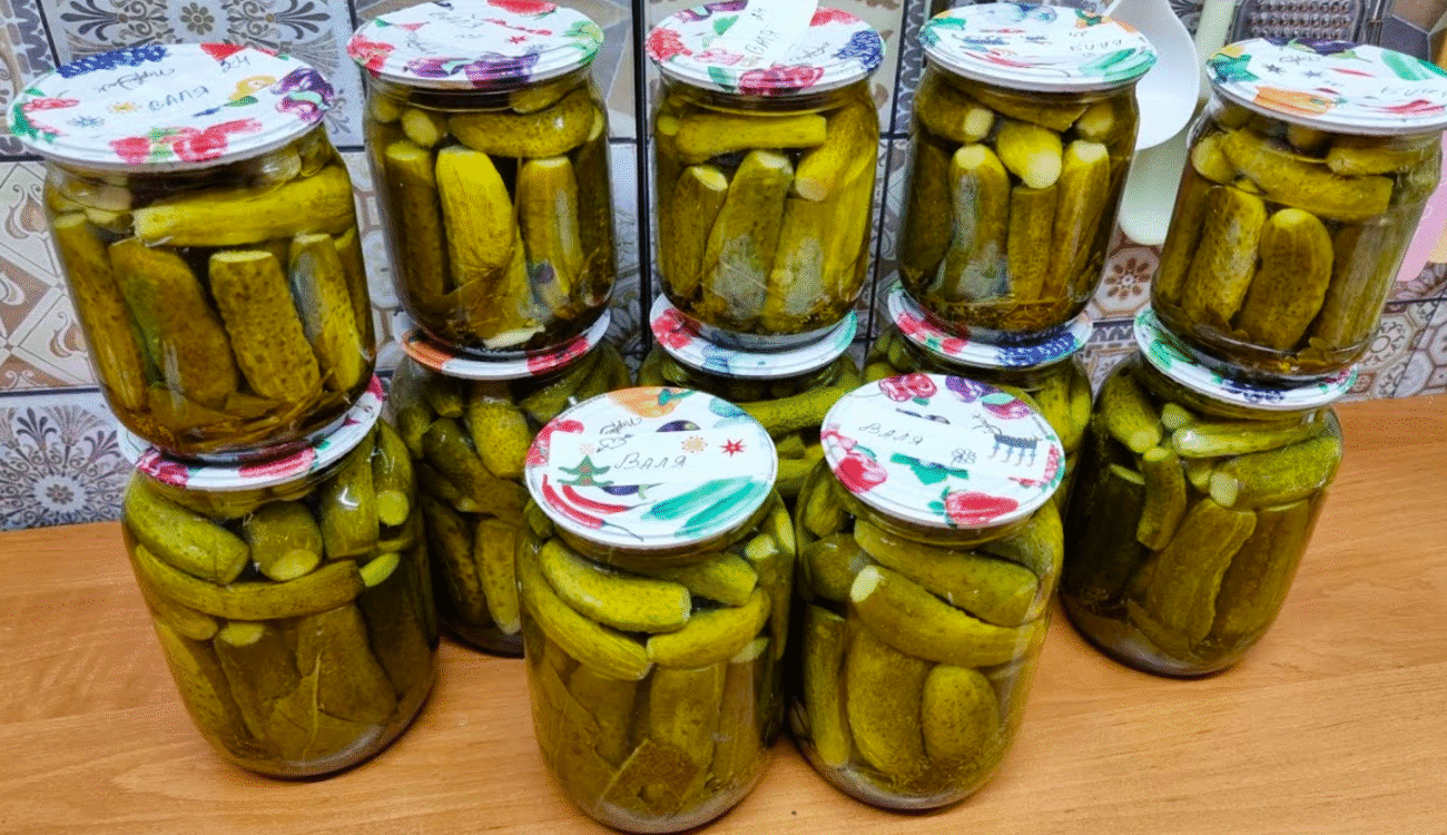 Готую по 50 банок! Тепер тільки так! Найкращий рецепт! Мариновані хрусткі огірки на зиму