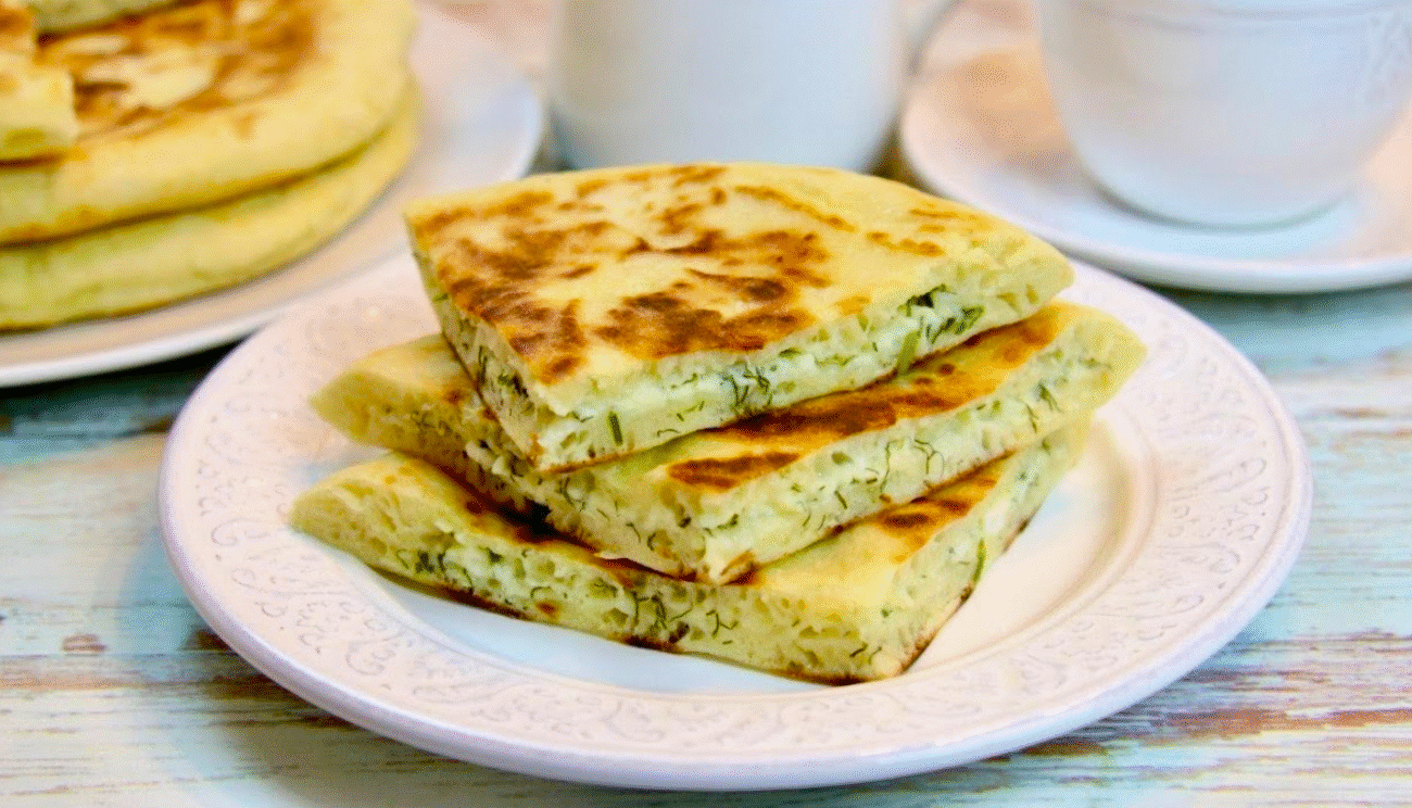 Швидкі пироги з сиром на сковороді: "Як пух"! Хочеться з'їсти всі