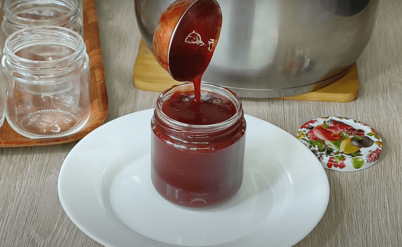 сливовий соус