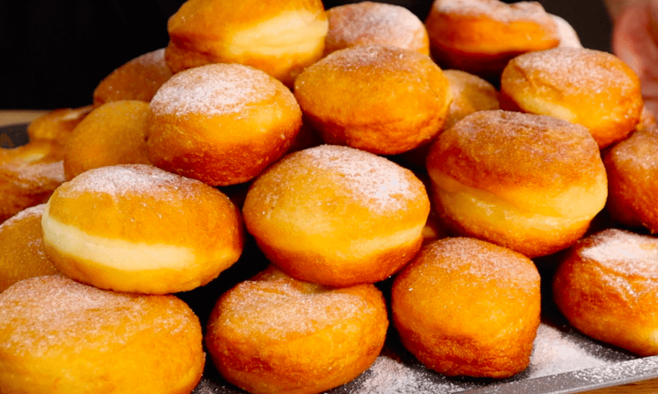 Готую тісто на Сироватці! Ви будете вражені, які пишні та ароматні Пампушки у Вас вийдуть