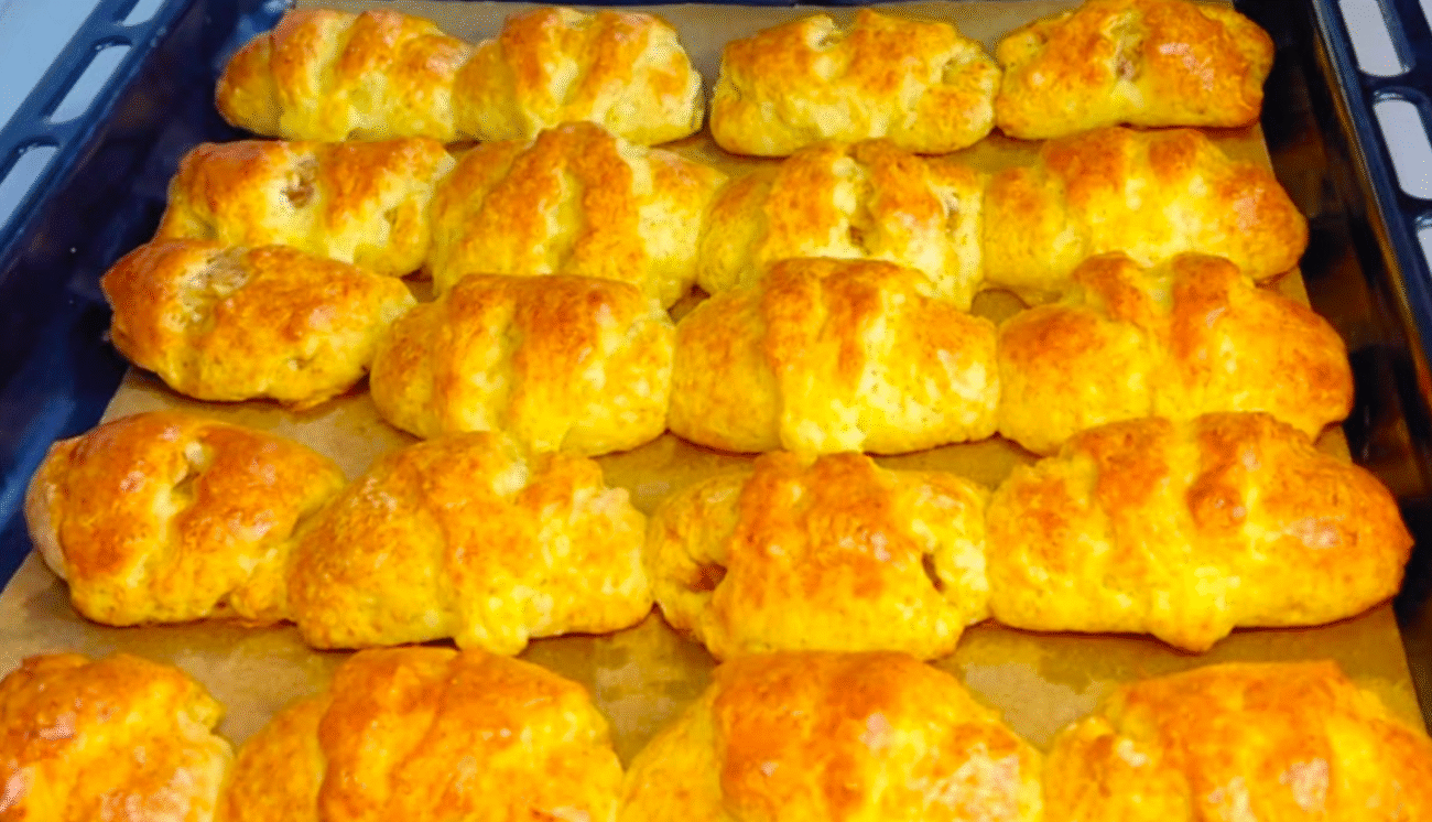 Коли є Сир і Яблука! Без дріжджів за Хвилини до чаю! Сирні рогалики з яблучною Начинкою!