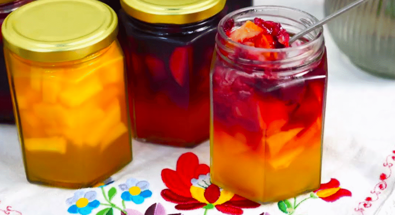 Фрукти в желе на зиму! Готую багато, з'їдають за зиму все! Смак літа в банці!