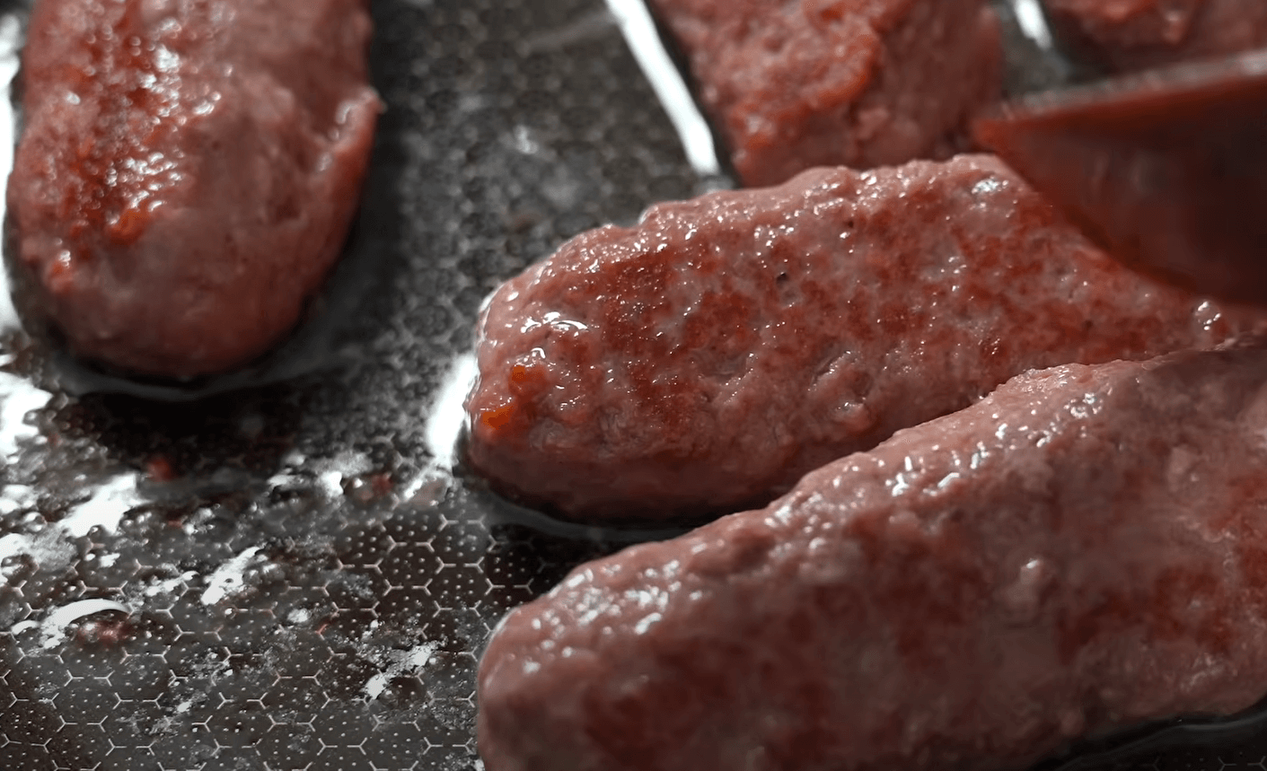 домашні ковбаски з фаршу