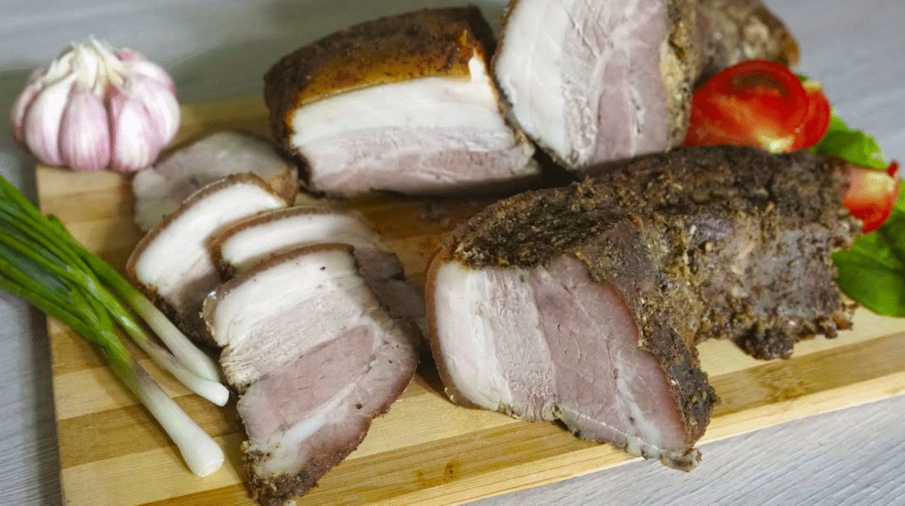 Традиційне українське сало натерте часником і перцем! Карпатський рецепт