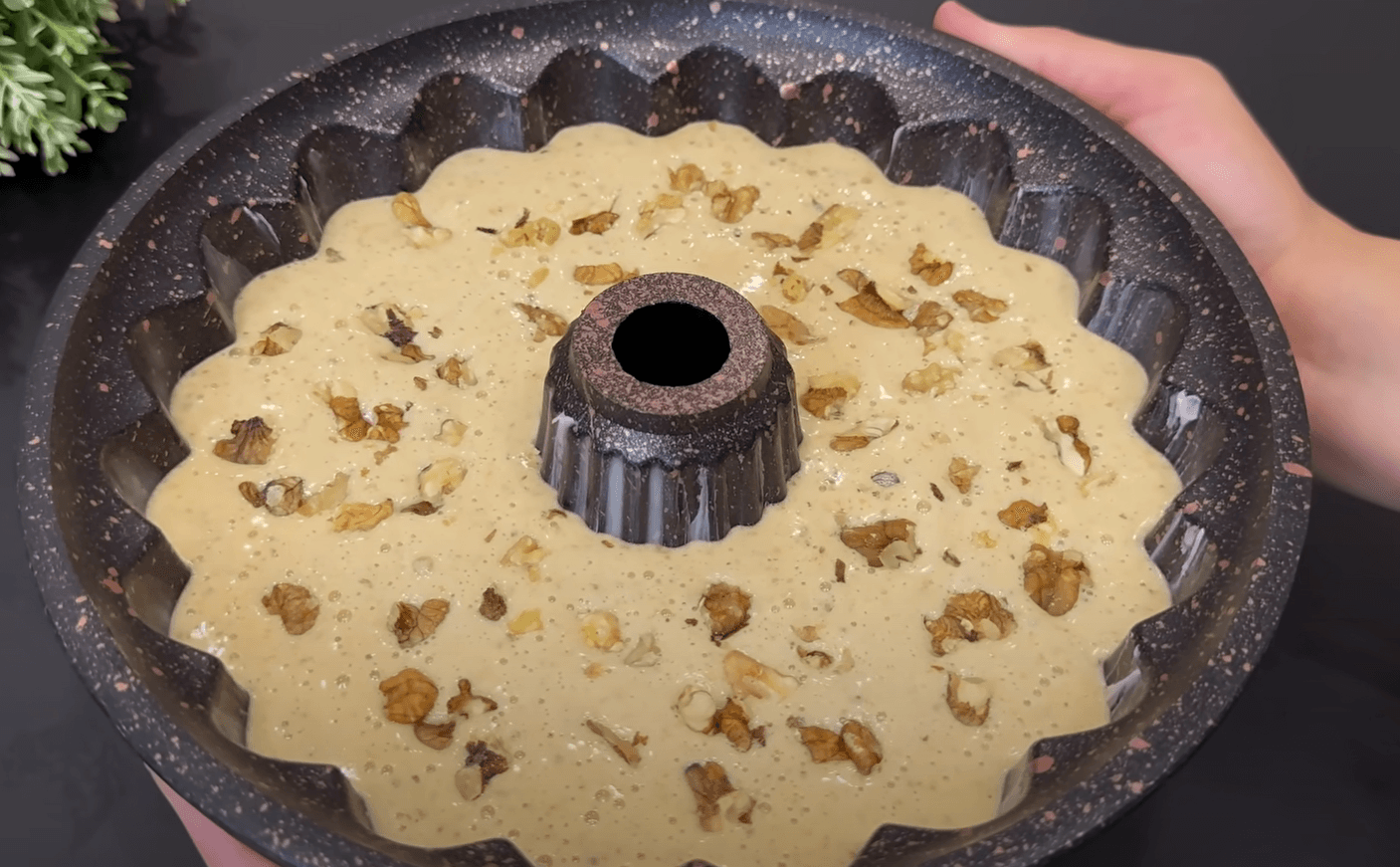 горіховий торт