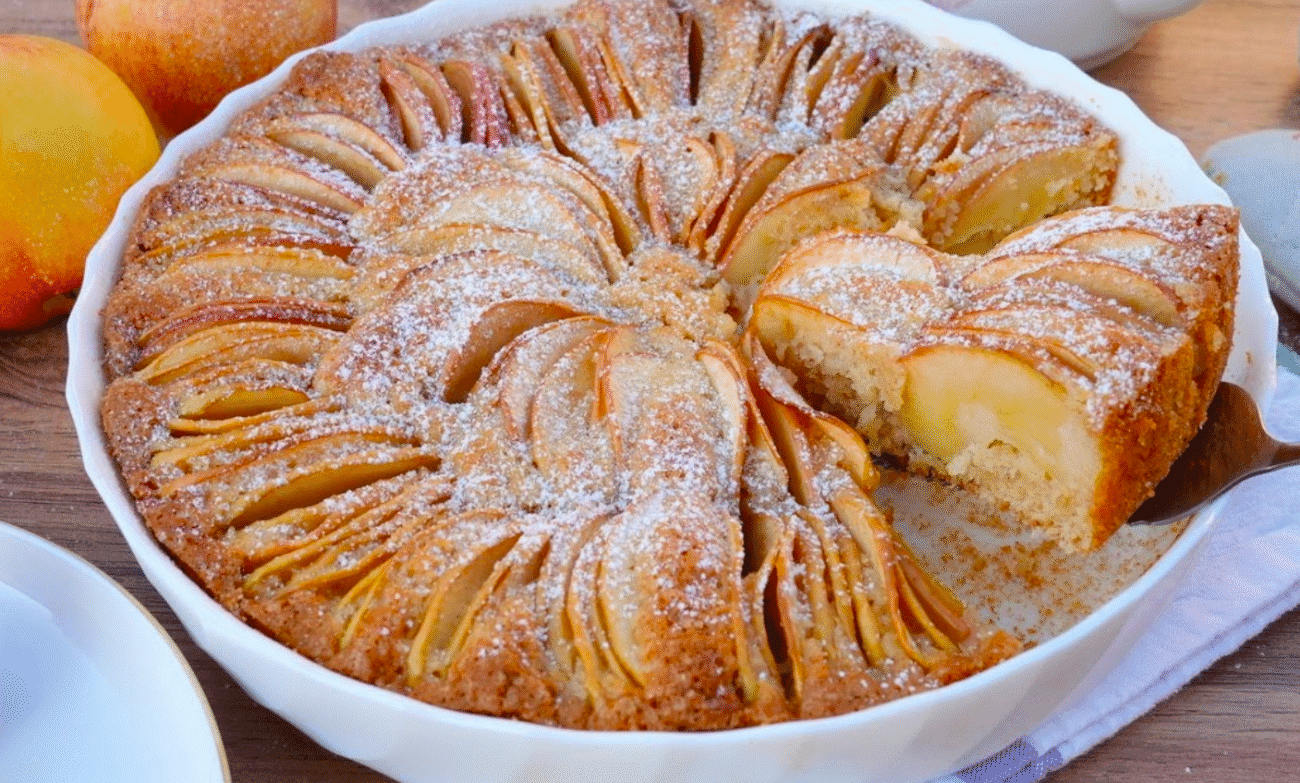 Коли немає часу! Яблучний пиріг за 5 хвилин + час на випічку без міксера!