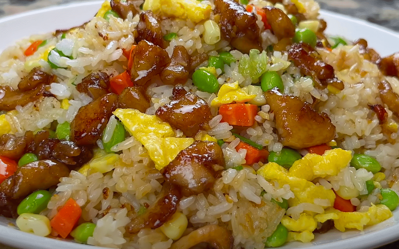 Смажений рис з куркою теріякі! Простий та смачний рецепт, з'їдають за лічені хвилини