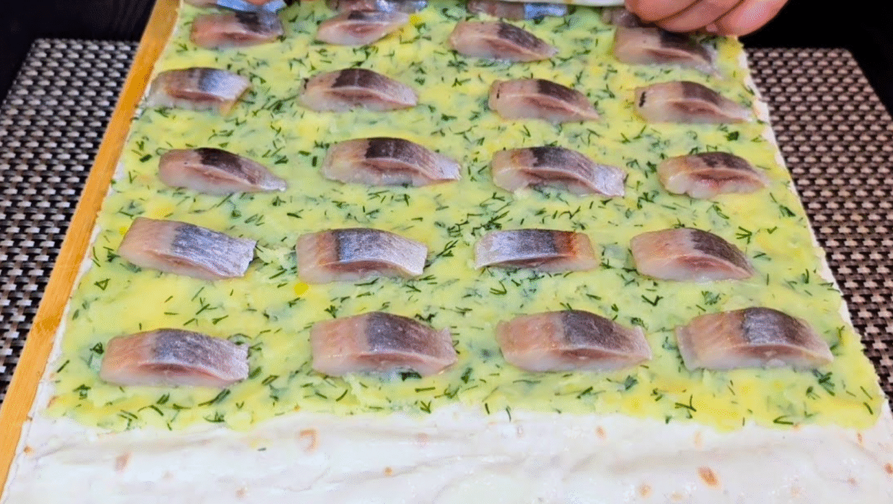 Закуска з лаваша і оселедця - дайте премію тому, хто придумав цей рецепт!