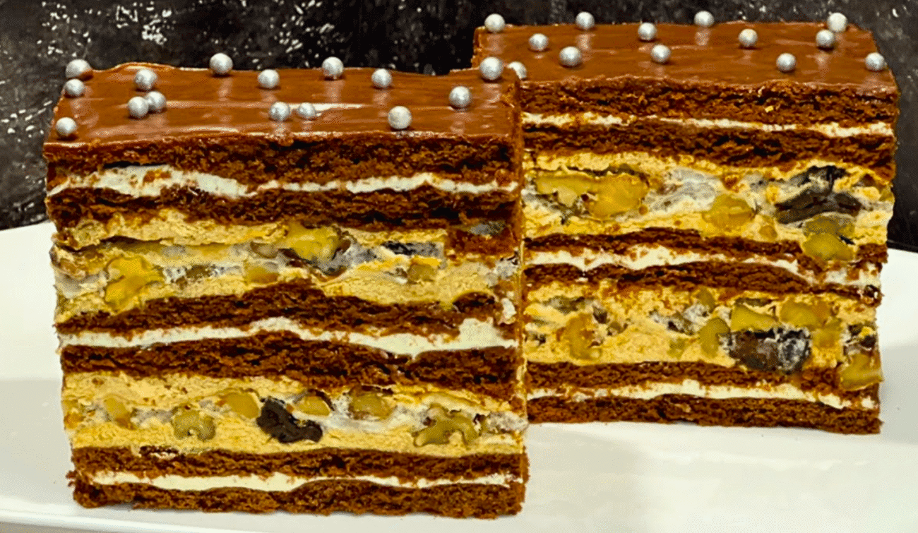 Завжди №1 на святкових "кльошах"! Шикарний пляцок "Старий Львів" - готуємось до Зимових свят!