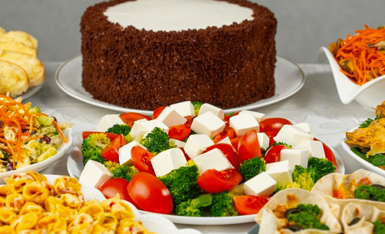 Святкове меню, яке підкорить всіх гостей! 8 найкращих страв для святкового столу