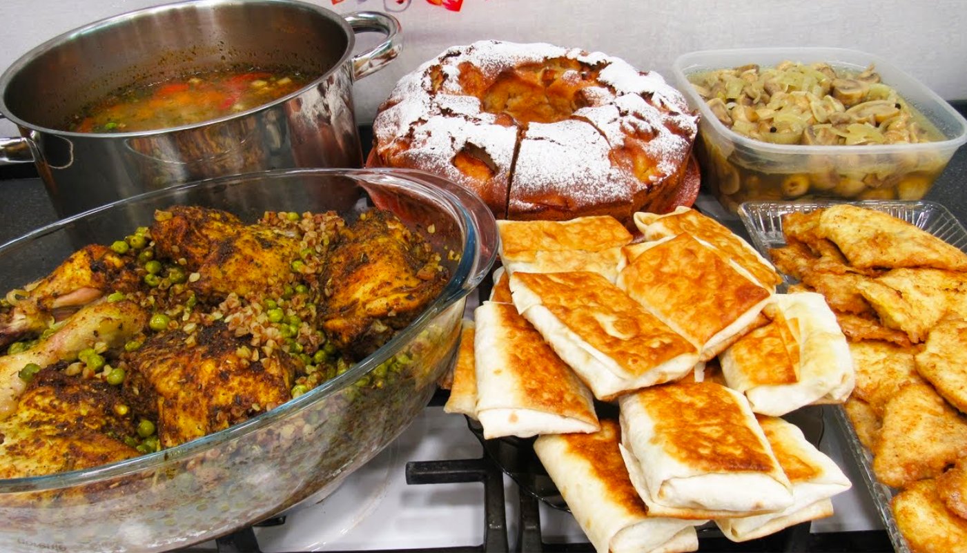 Цінні поради для господинь: як з однієї курки зібрати просте меню на 3 дні