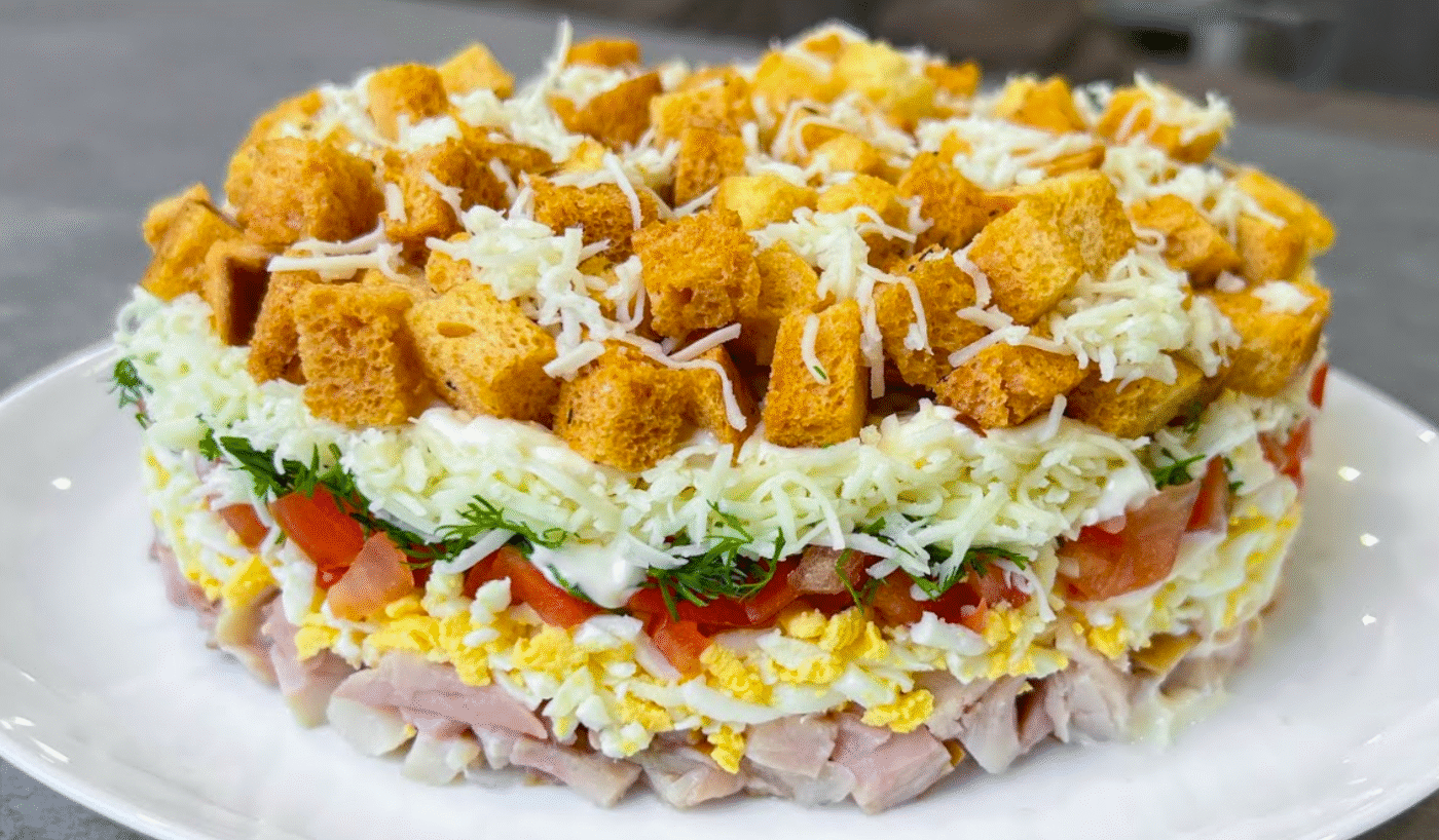 Знайшла потужний рецепт: Салат "Кучерявий" на Новорічний стіл