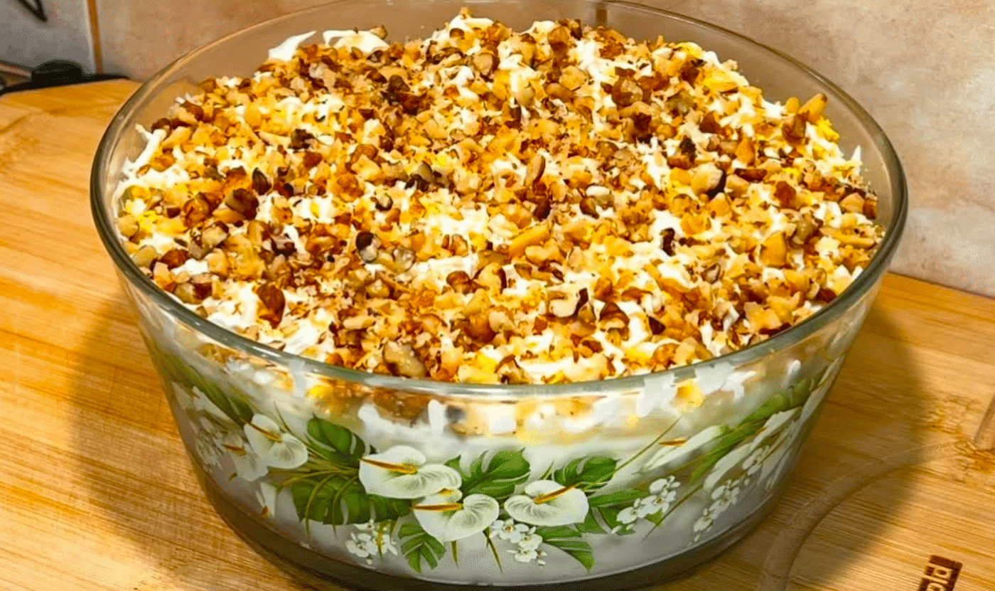 Розкіш за 10 хвилин: салат "Мадонна" для справжніх дам! На святковий стіл - ідеально