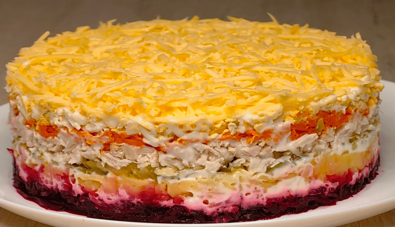 Вразив всіх гостей! Салат "Королівський": №1 на святковому столі