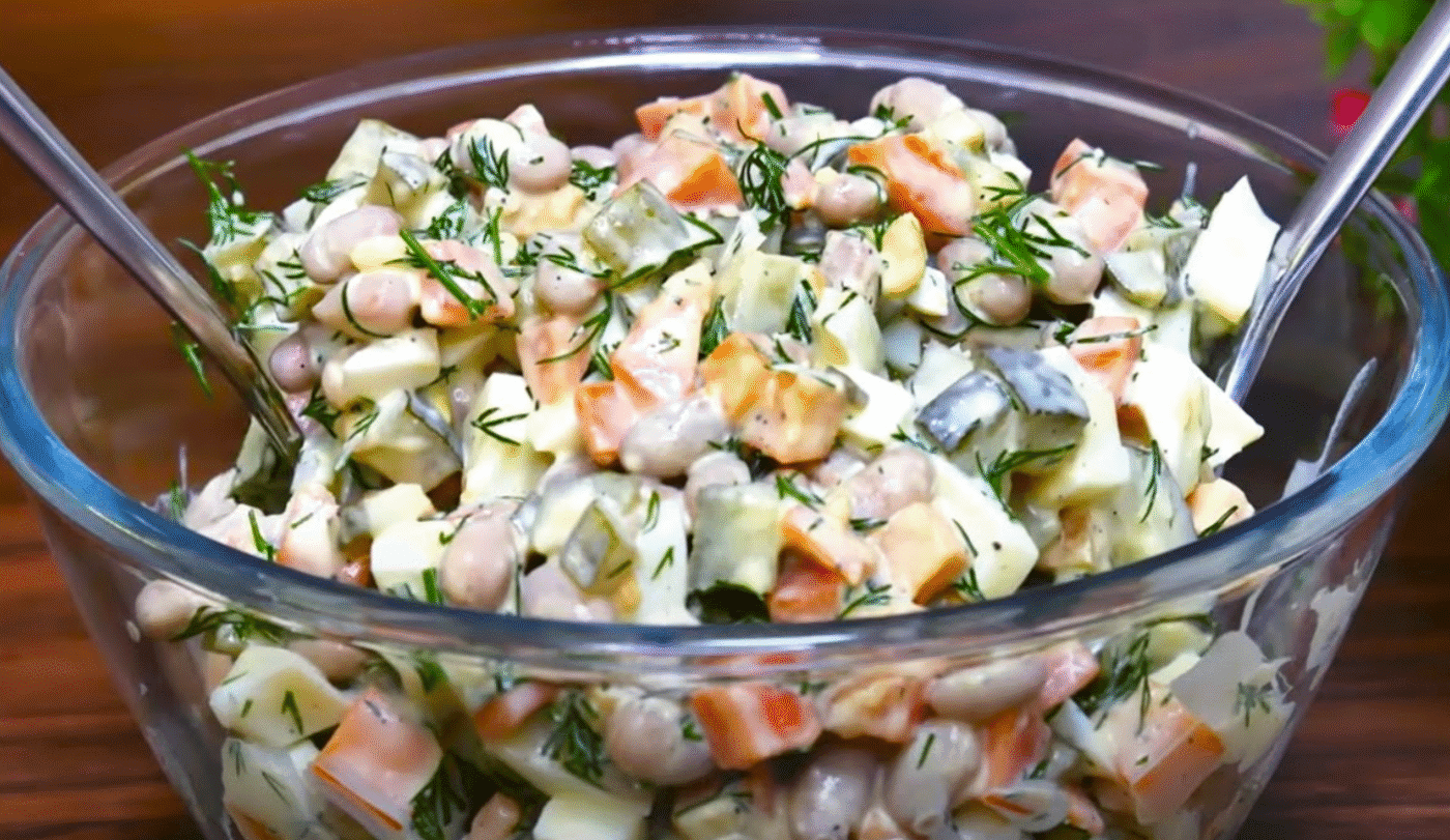 4 головні інгредієнти і смачний салат з квасолею "Святковий" - вразить всіх гостей!