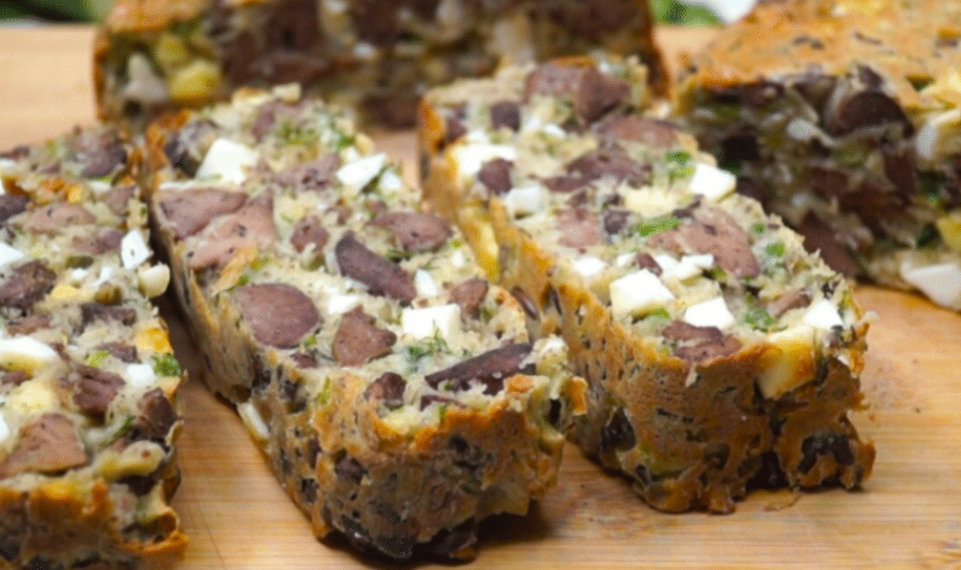 Пиріг від якого не залишається ні крихти! Цей рецепт ви запишете у свій кулінарний зошит і готуватимете знову і знову