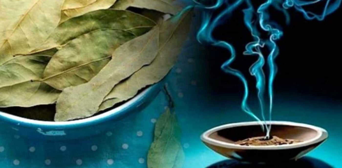 навіщо досвідчені господині кладуть лавровий лист під подушку