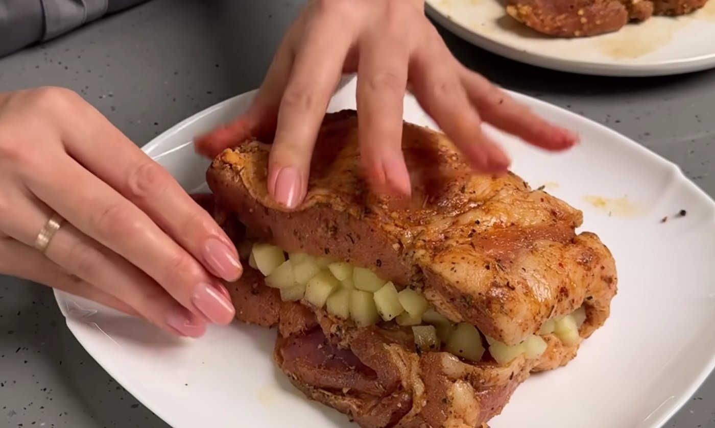 Свинина "По-Монреальськи"! Вище за всякі похвали! Гості будуть аплодувати, настільки смачно