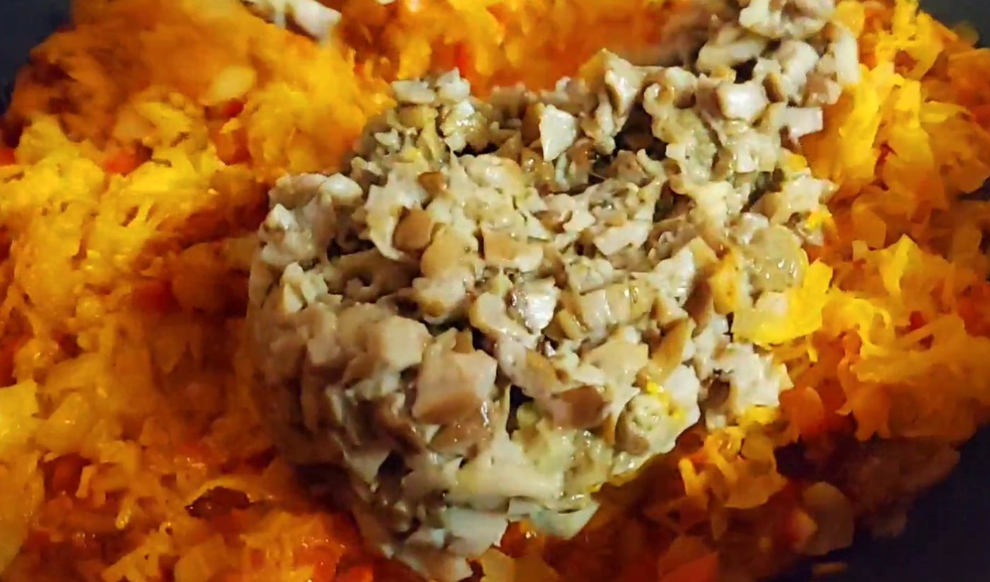 Пісні гречані Голубці з білими грибами По-закарпатськи на Святвечір у селі