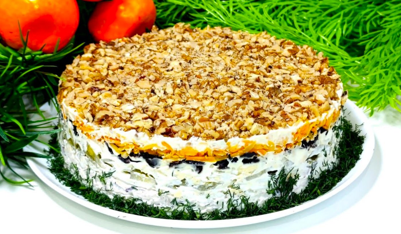 Салат "Гурман" на святковий стіл! Пушка рецепт, без якого тепер не обходиться жодне свято