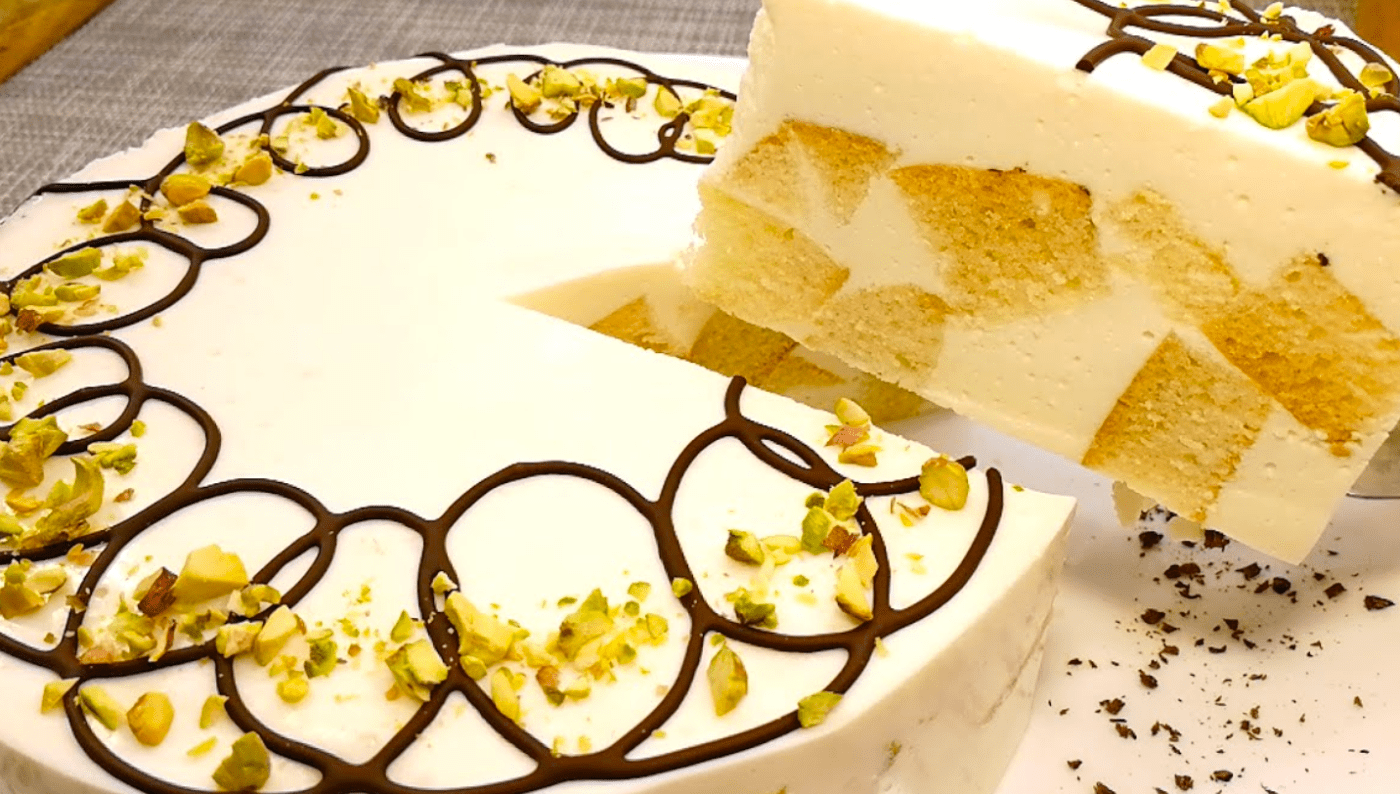 Як приготувати торт Без духовки: "Ніжність" - бісквіт на одному яйці і найніжніше суфле