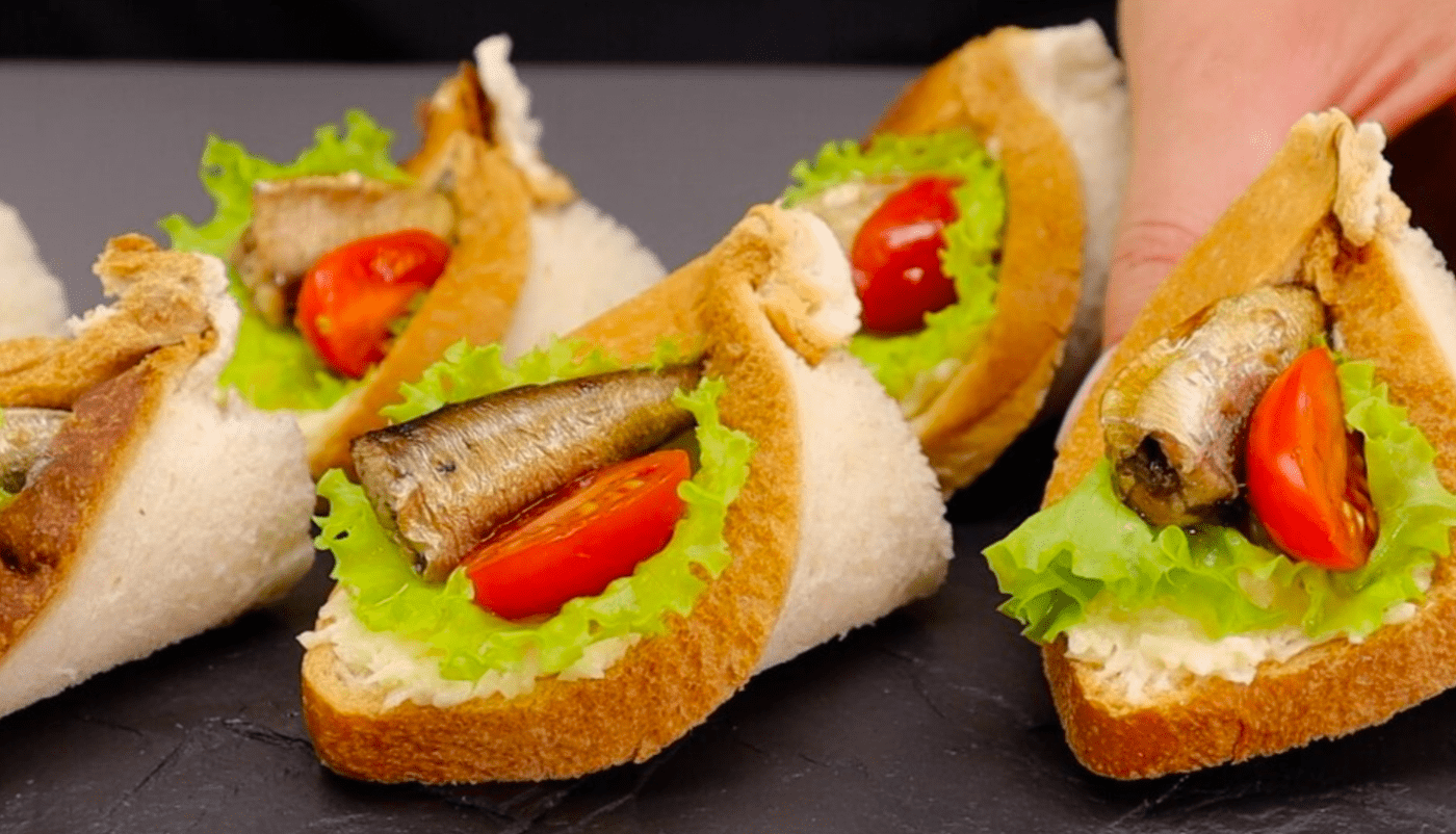 Як із простих продуктів зробити Шикарну закуску: "Шпротна симфонія" - класика по-новому