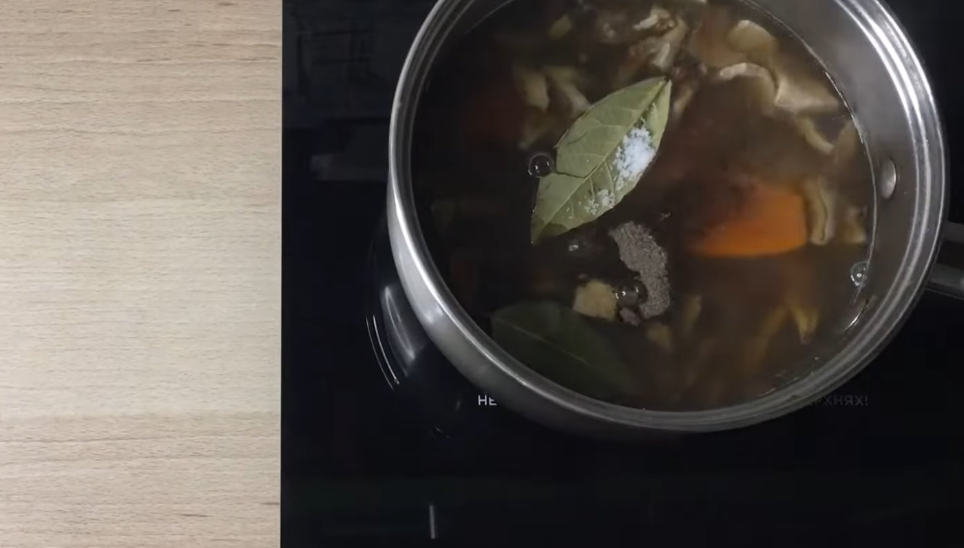 пісна грибна підлива мачанка