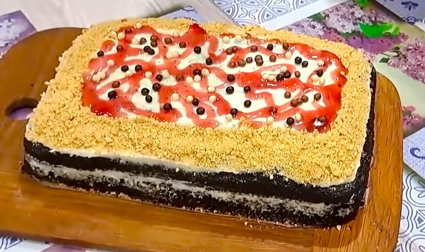 Всього за 10 хвилин, все змішала і в духовку. Неймовірно смачний торт, готуй хоч кожен день