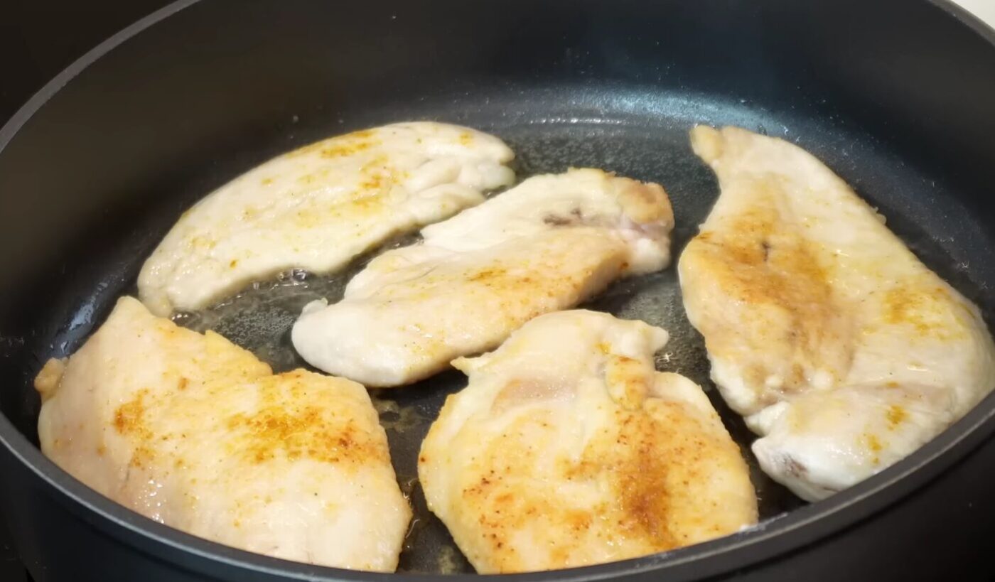 Куряче філе в вершковому соусі