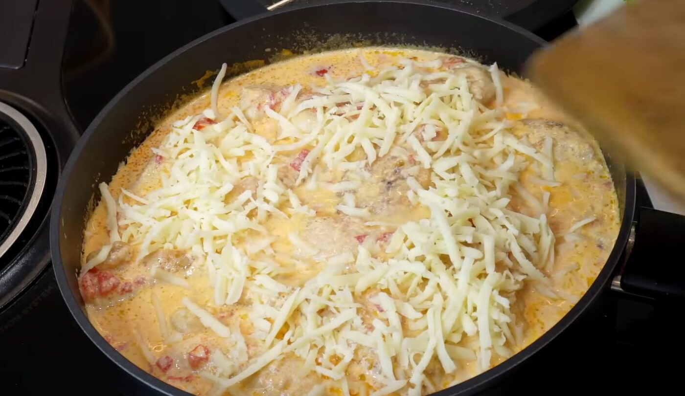 Куряче філе в вершковому соусі