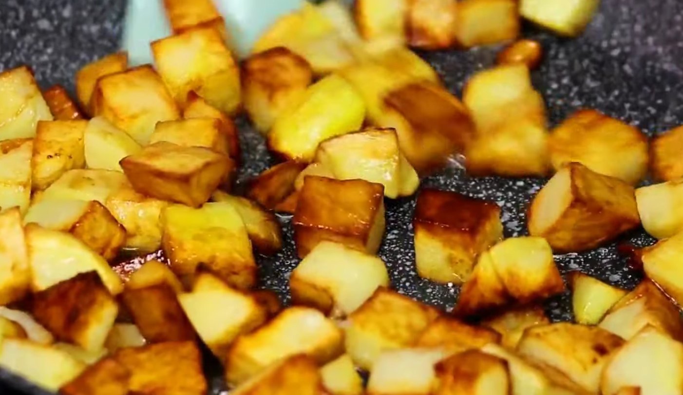 картопля з тушонкою