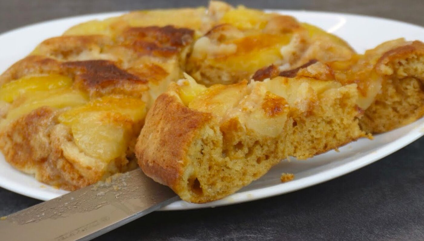 Плюс ще один в скарбничку швидких рецептів: Яблучний пиріг "На сковороді"