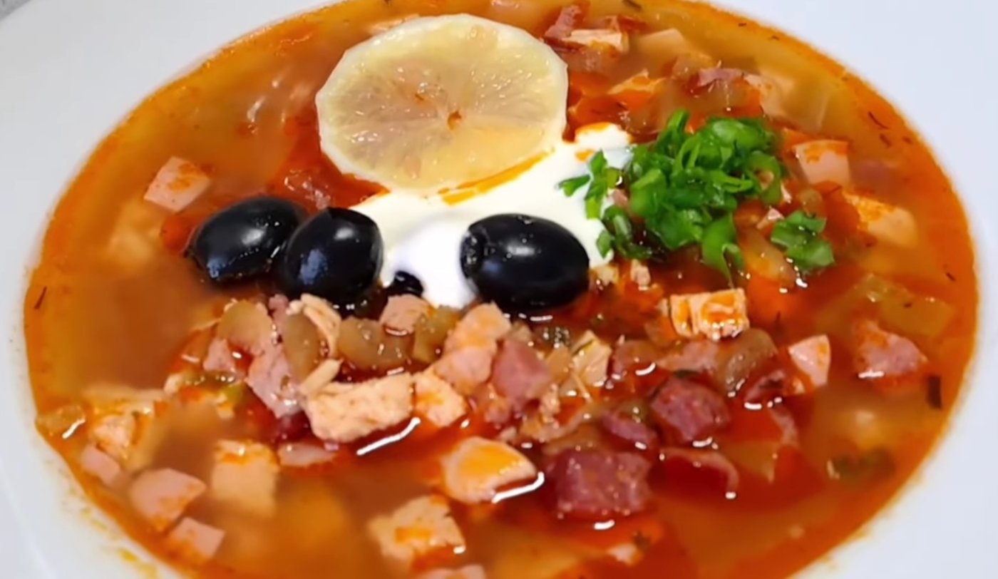 Залишки продуктів після свят ніколи не викидаю. Смачний суп солянка, зекономить гроші і нагодує всіх