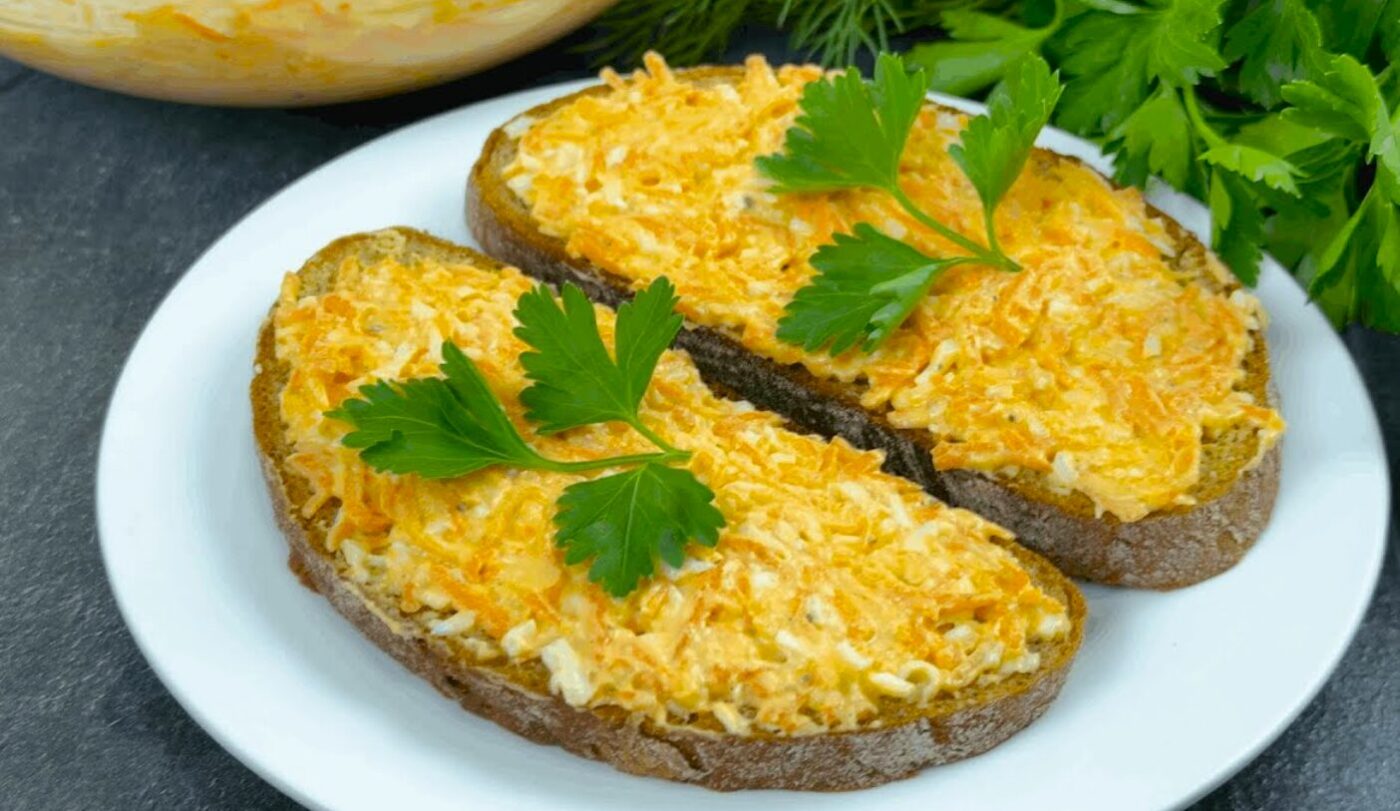 Найсмачніша бюджетна намазка на хліб за 5 хвилин! Хіт зимово-весняного сезону