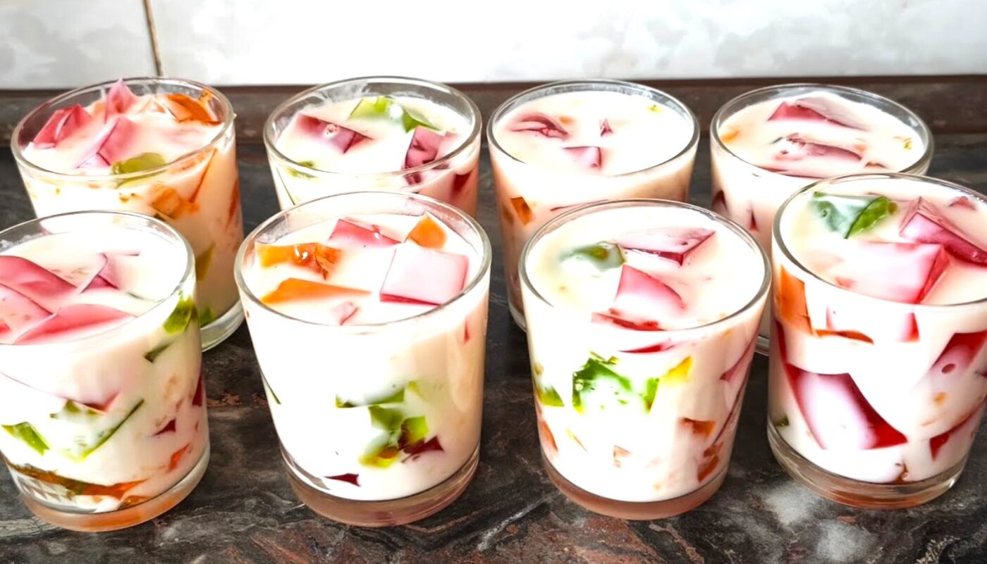 десерт Бите скло у стаканчиках