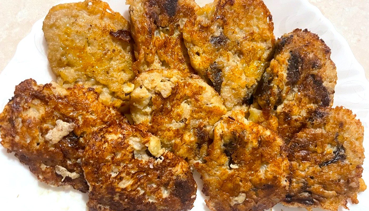 Вівсянка, чорнослив і банан! Оладки без борошна та цукру - смачні і корисні