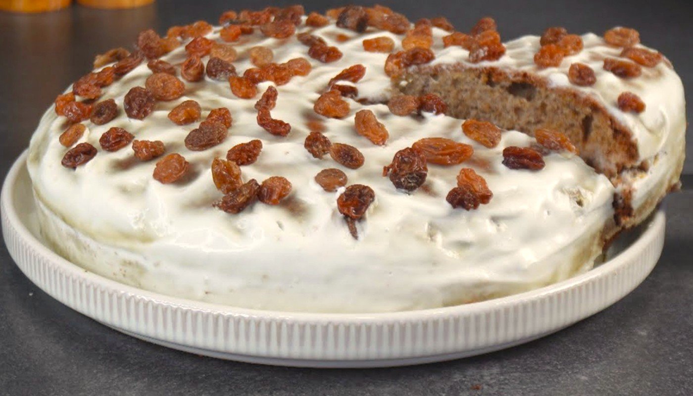 Легендарний торт, який в 70-х пекла кожна господиня! З того, що є вдома