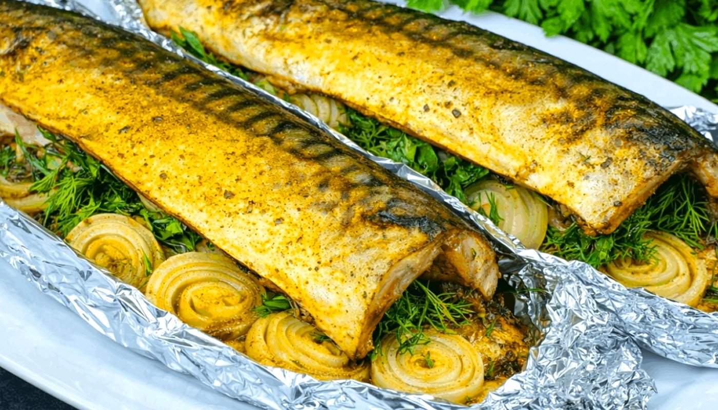 Найпростіший спосіб запекти скумбрію, щоб була ніжна та соковита