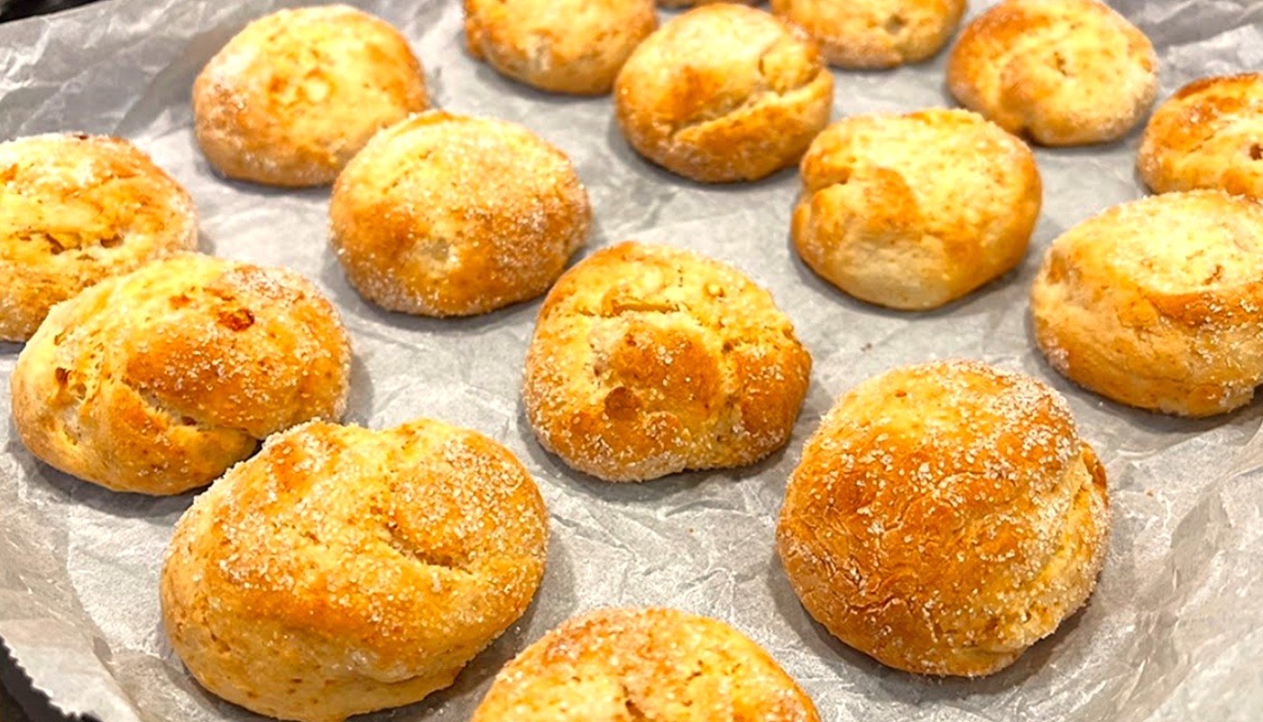 Склянка Сиру та Яблуко! Булочки з яблуком за 10 хвилин! Без дріжджів!