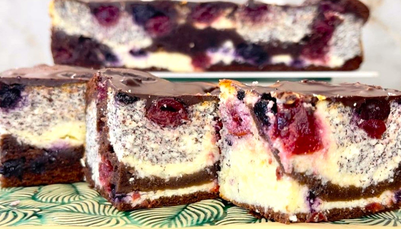 Сирник "Антонівський" одним коржем: з маком та ідеальним розрізом