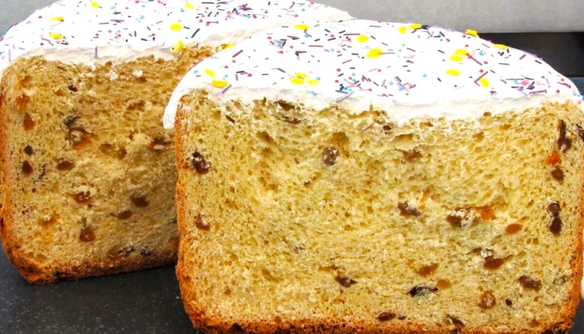 Спекла на пробу і вже доїдаємо: пухка Великодня паска в мультиварці - рецепт простий, як білий день