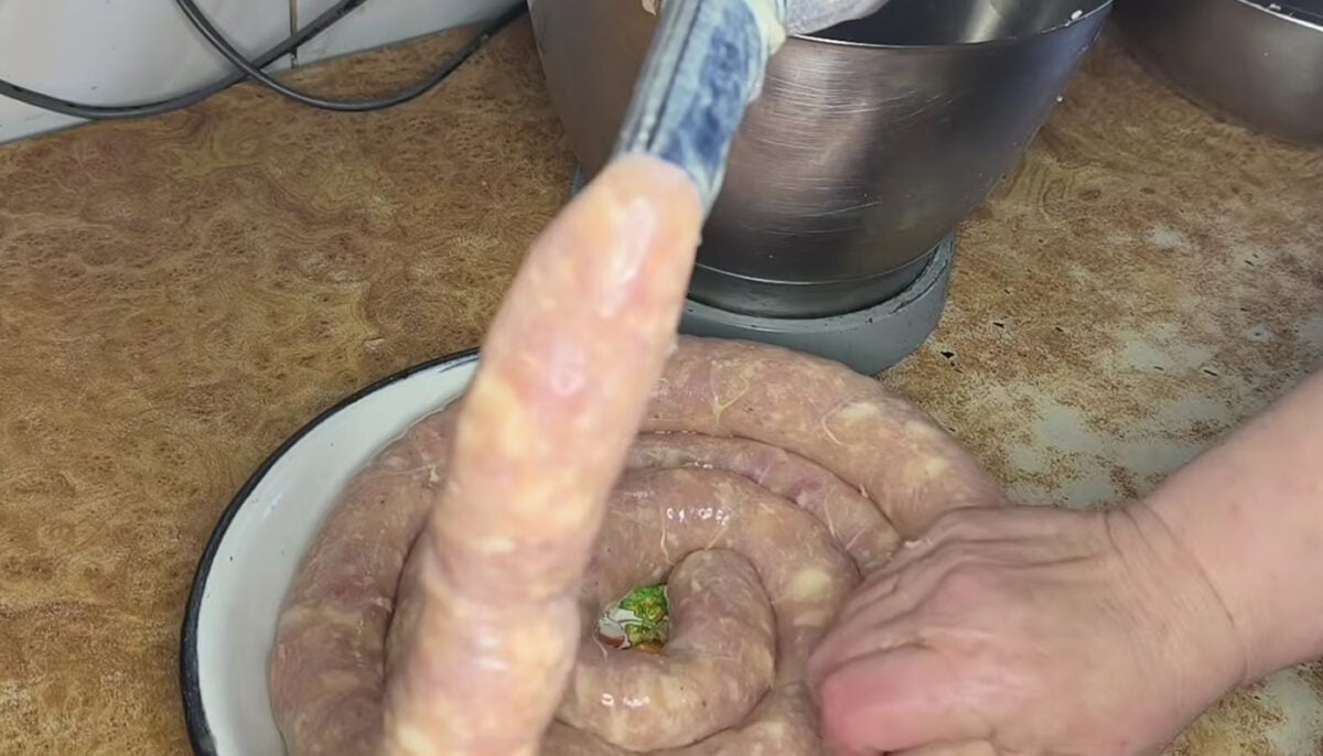 Печена ковбаса у духовці