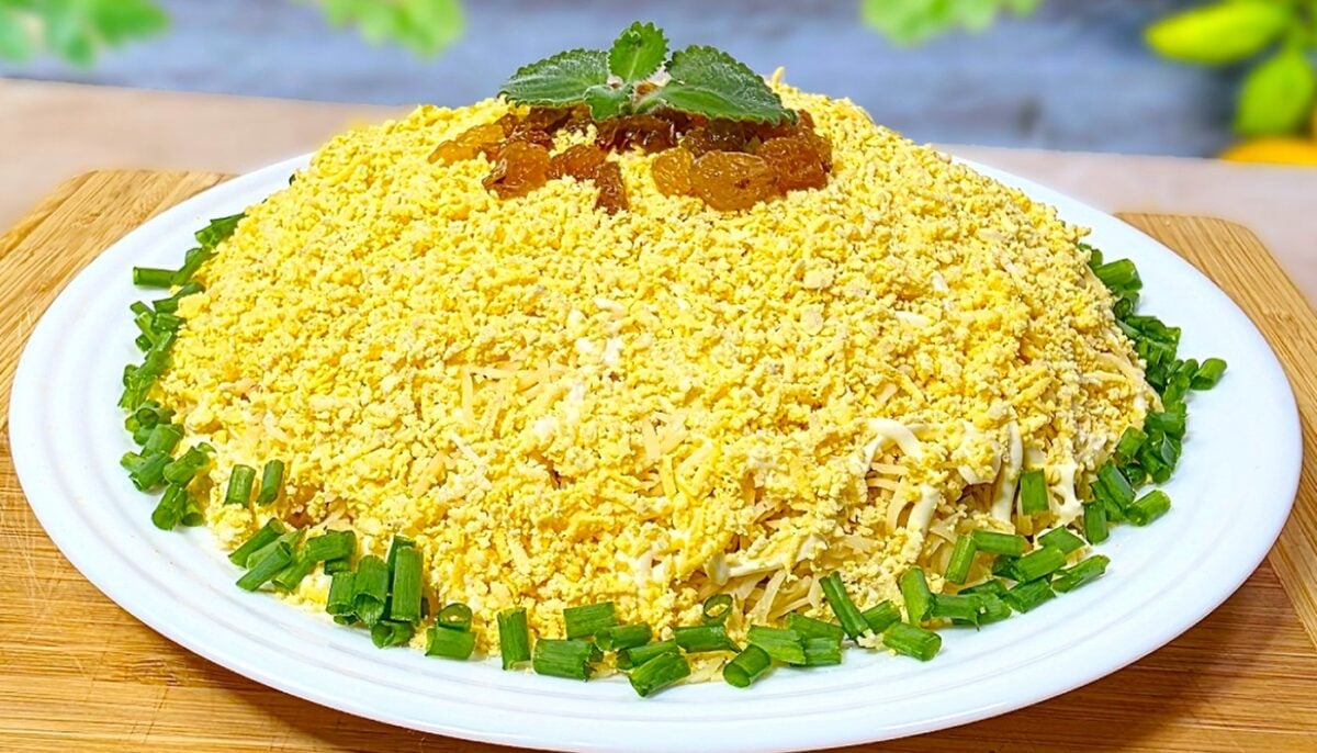 Салат з родзинками і хріном: спочатку сумнівалась, а тепер готую на кожне свято