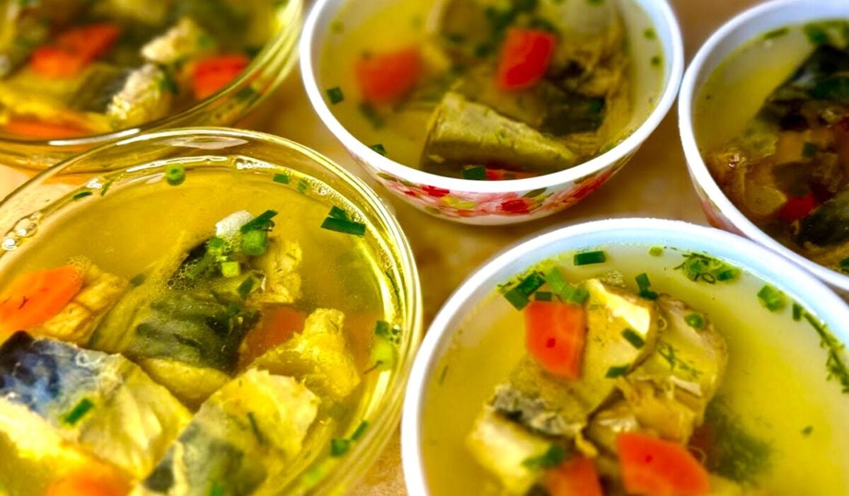 Рецепт квітня: Бюджетний холодець зі скумбрії - смачніше, ніж м’ясний!