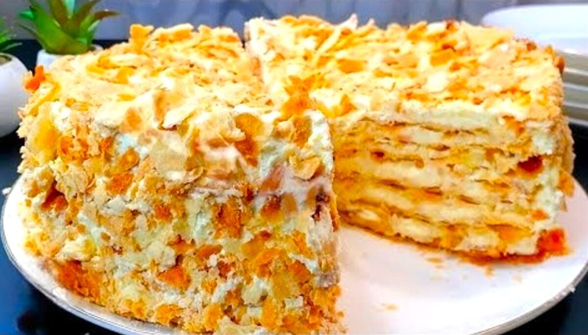 Стільки років готувала не так… ось він — ідеальний «Наполеон» з кремом Пломбір